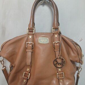 Michael Kors Classic Satchel🤎